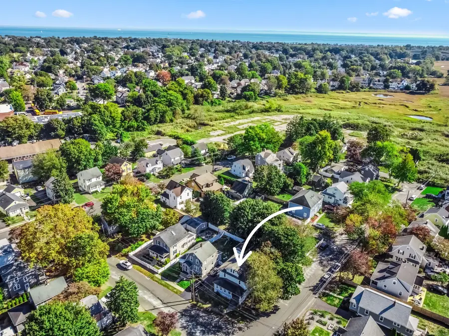 43 Helen Street, Fairfield, CT 06824 - Image #3