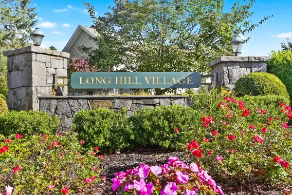 17 Rainbow Drive, Trumbull, CT 06611