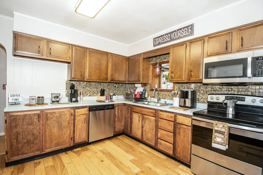 15 Summer Street, Enfield, CT 06082 - Image #3