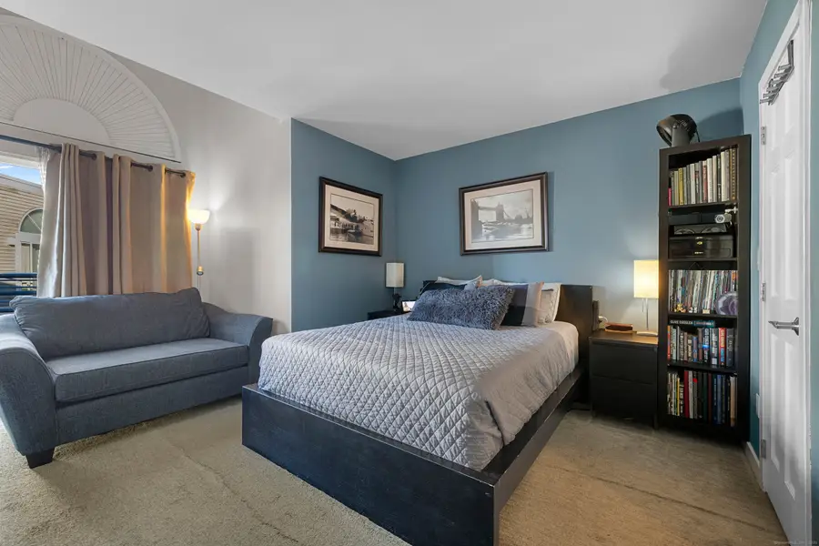 117 Harbour Close #C-117, New Haven, CT 06519 - Image #3