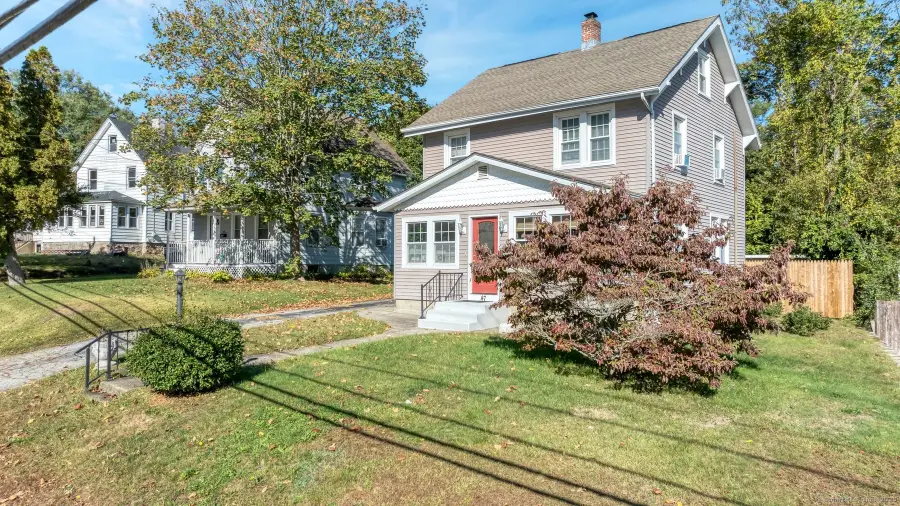47 Phillips Street, New London, CT 06320 - Image #3
