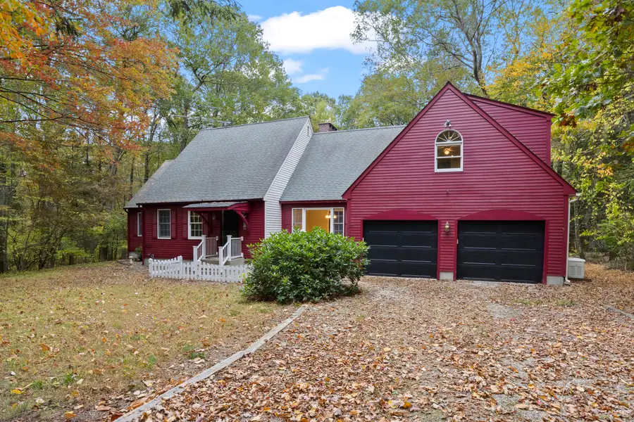 698 Brayman Hollow Road, Pomfret, CT 06259 - Image #2