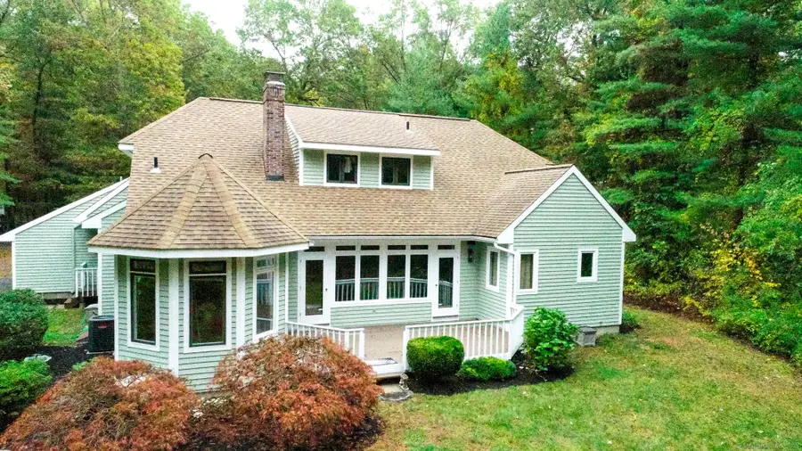 3 Essex Court, Farmington, CT 06032 - Image #3