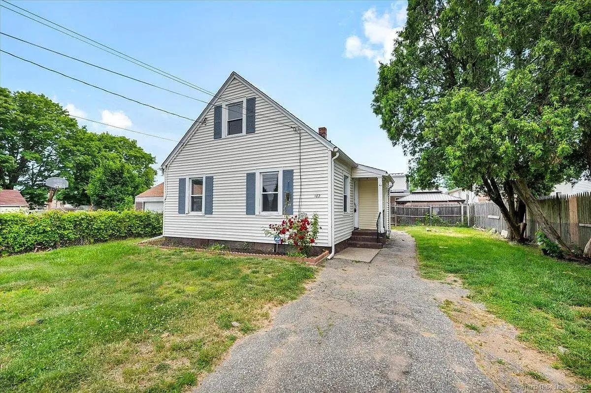182 Trumbull Avenue, Bridgeport, CT 06606 - Image #1