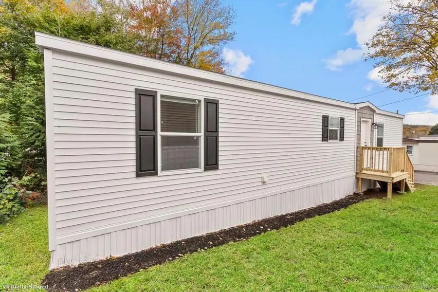 55 Sugar Street #4, Newtown, CT 06470 - Image #2