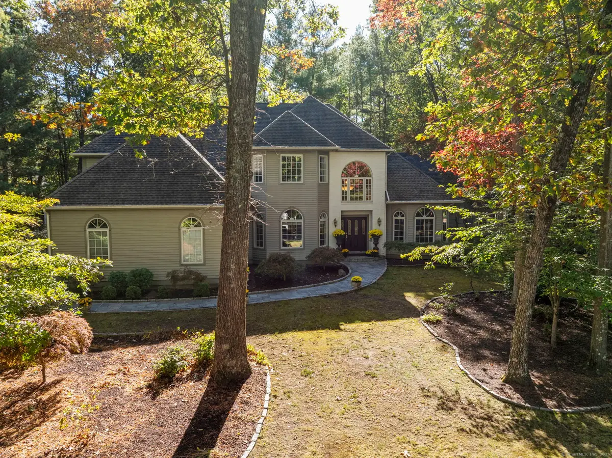 13 Chatsworth Place, Farmington, CT 06032 - Image #1