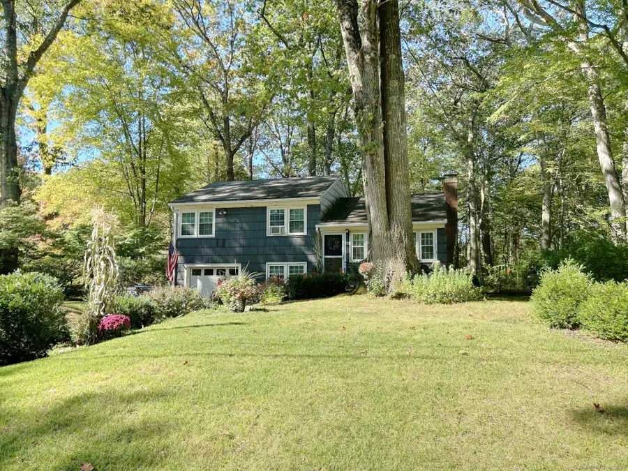 33 Patmar Drive, Monroe, CT 06468 - Image #2