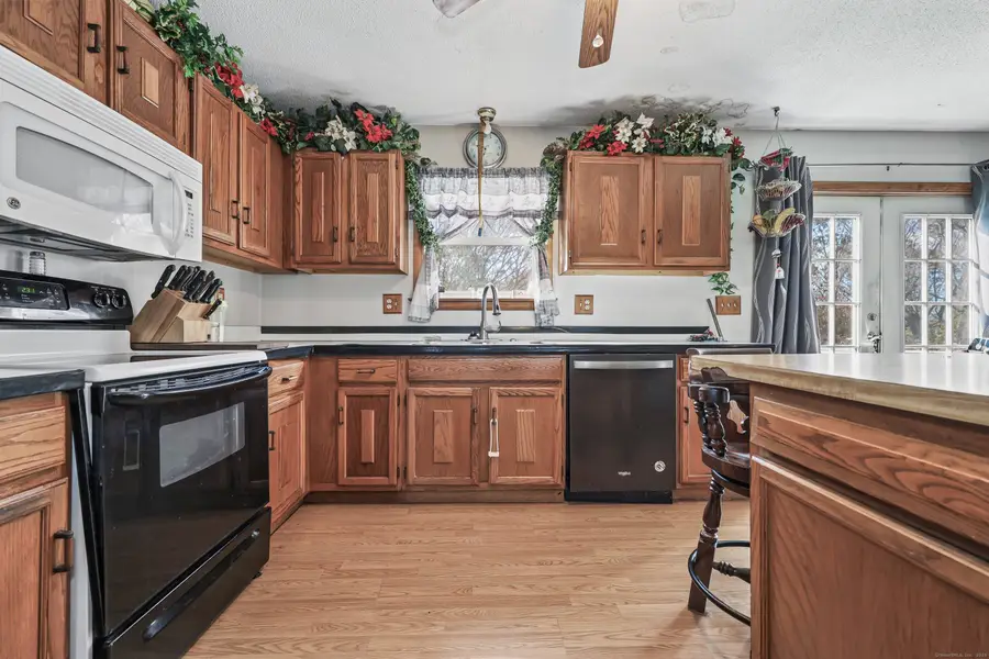 189 Fieldwood Road, Waterbury, CT 06704 - Image #2