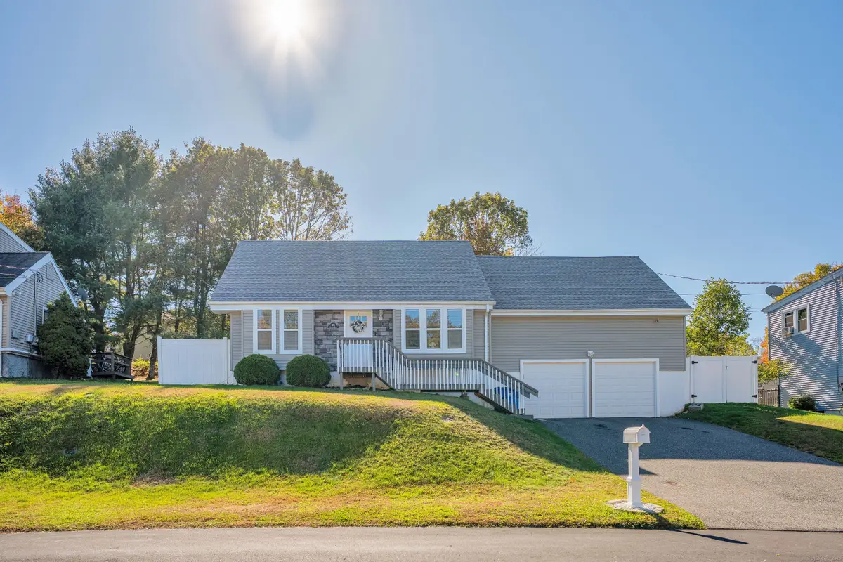 123 Chipper Road, Waterbury, CT 06704 - Image #1