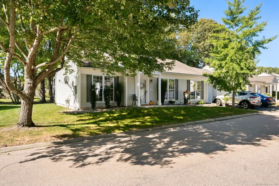 16 Beechwood Drive, Waterford, CT 06385 - Image #2