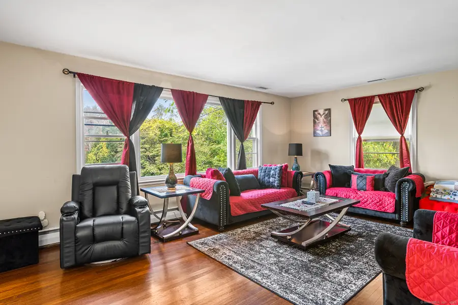 105 Jericho Road, Middlebury, CT 06762 - Image #3