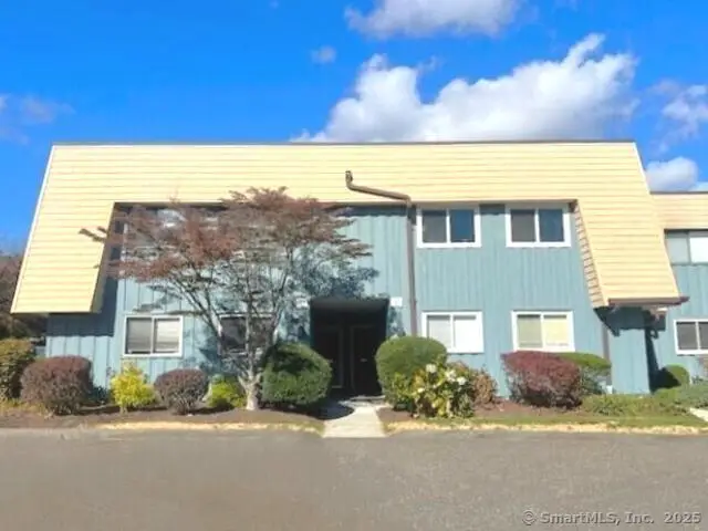92 Montauk Street #92, Fairfield, CT 06825 - Image #1