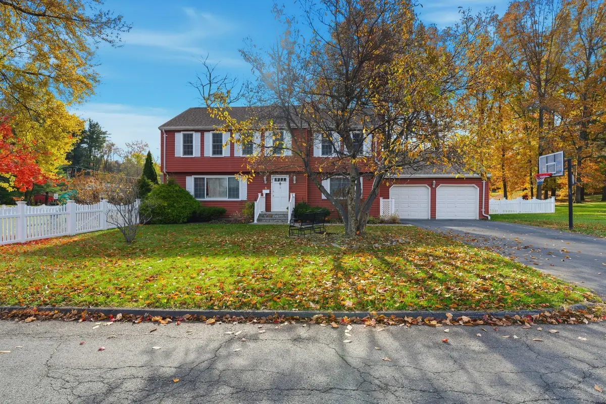5 Adams Lane, West Hartford, CT 06117 - Image #1