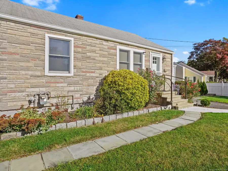 44 Ambler Drive, Norwalk, CT 06851 - Image #2