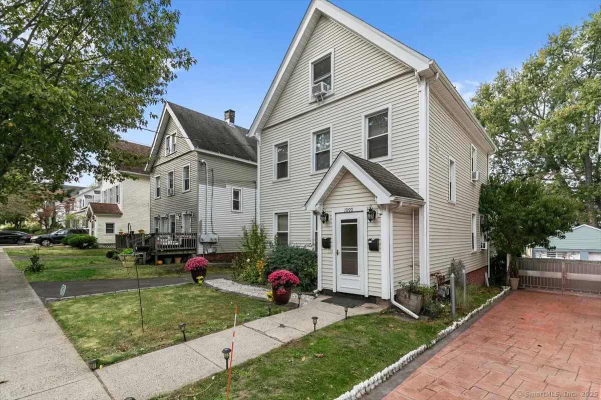 1090 Townsend Avenue, New Haven, CT 06512 - Image #1