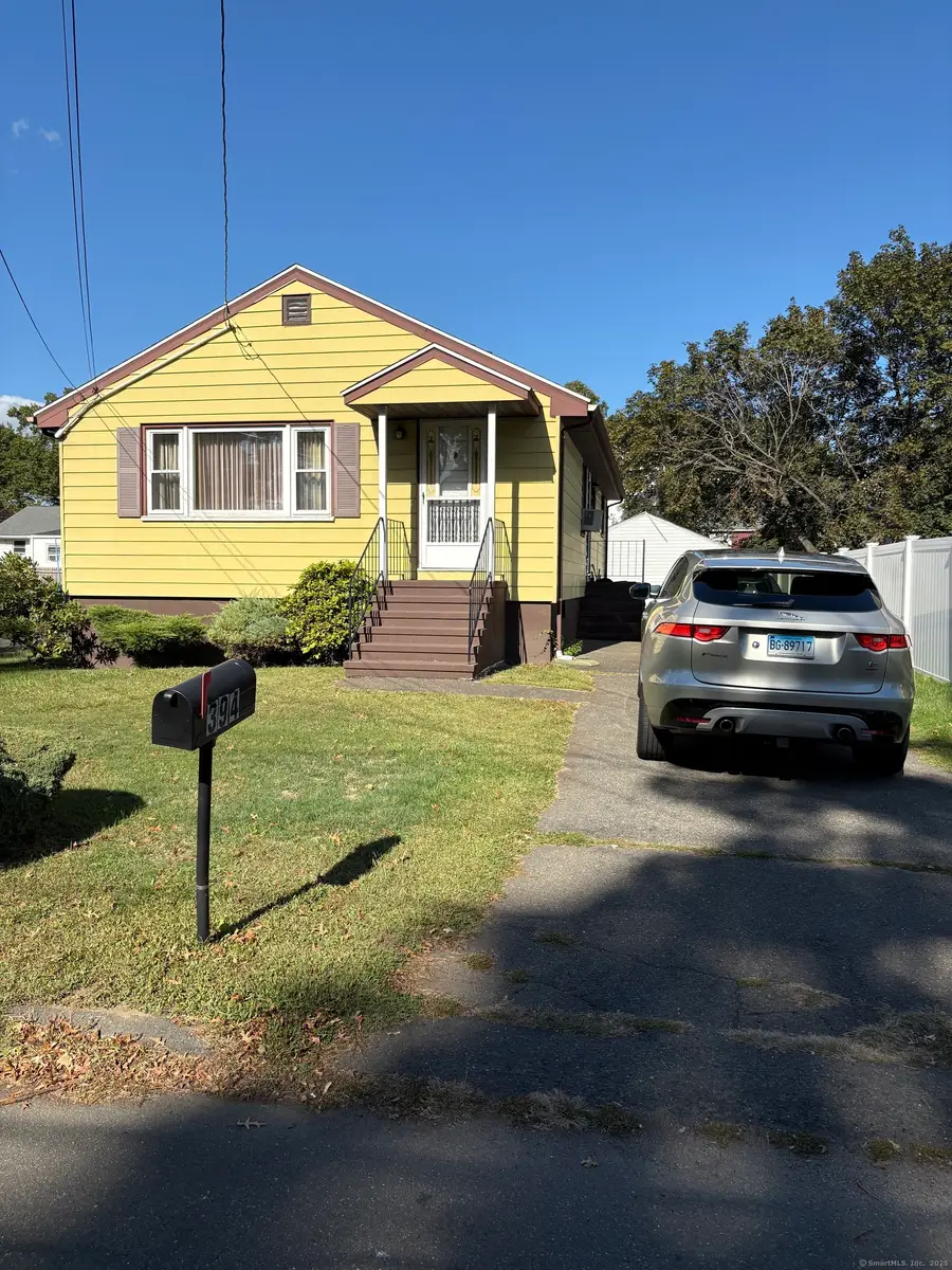 394 Harding Avenue, Stratford, CT 06615 - Image #2