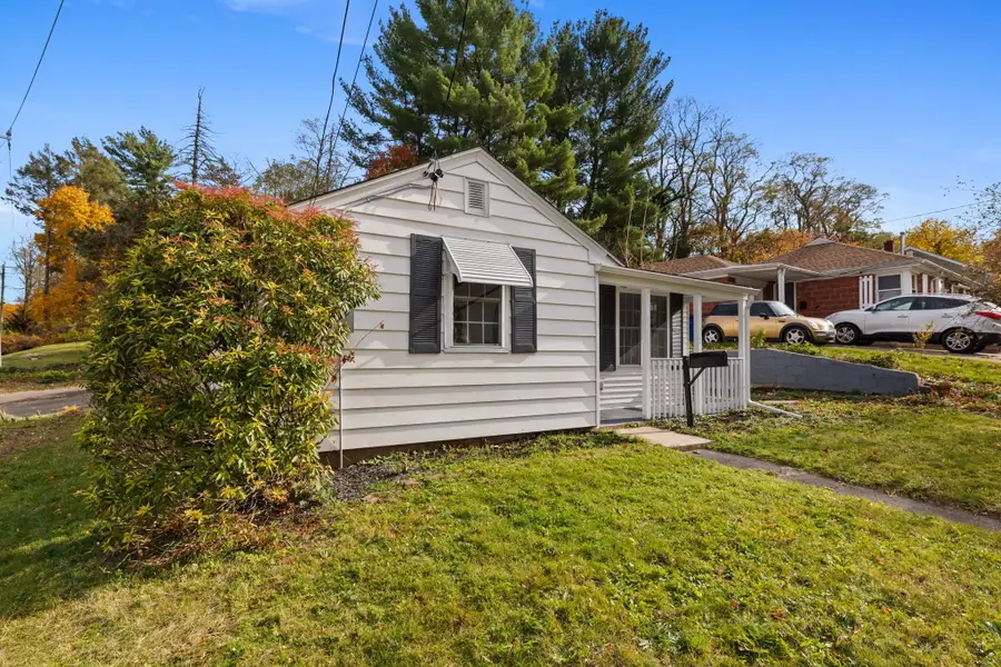 4 Bellevue Avenue, Vernon, CT 06066 - Image #3