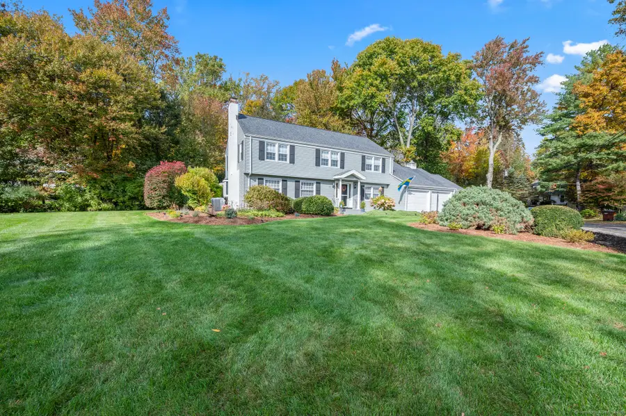 186 Hunter Drive, West Hartford, CT 06107 - Image #2