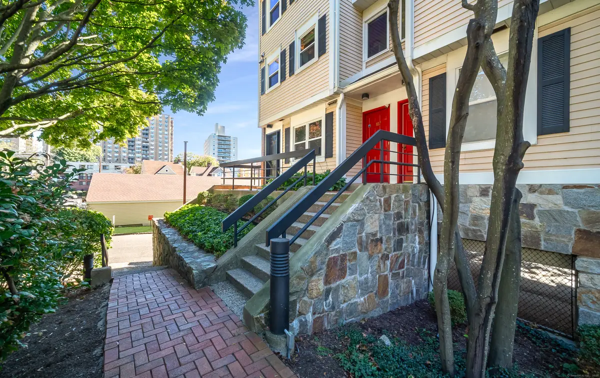 109 Highland Road #109, Stamford, CT 06902 - #1
