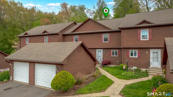 114 Candlewood Drive #114, Enfield, CT 06082
