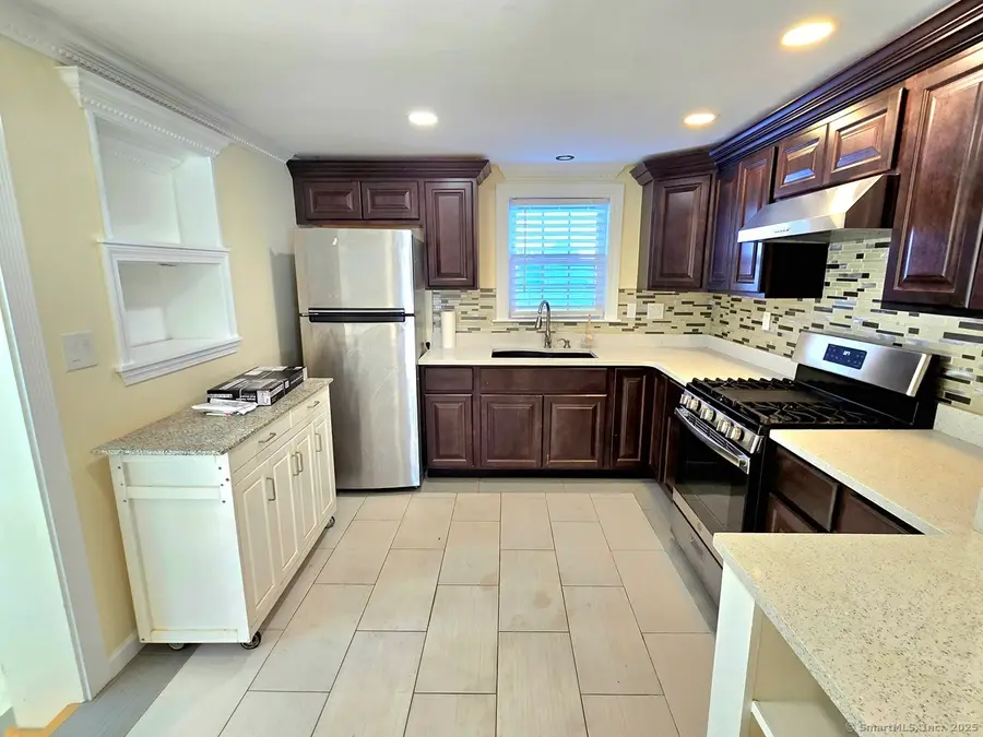 127 Hollywood Avenue, West Hartford, CT 06110 - Image #2