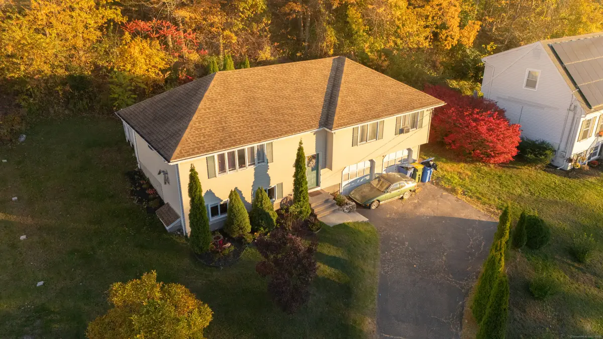 147 Sprucedale Drive, Waterbury, CT 06706 - Image #1