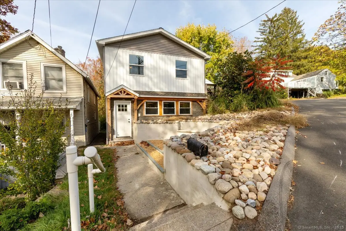 11 Winter Avenue, Deep River, CT 06417 - Image #1