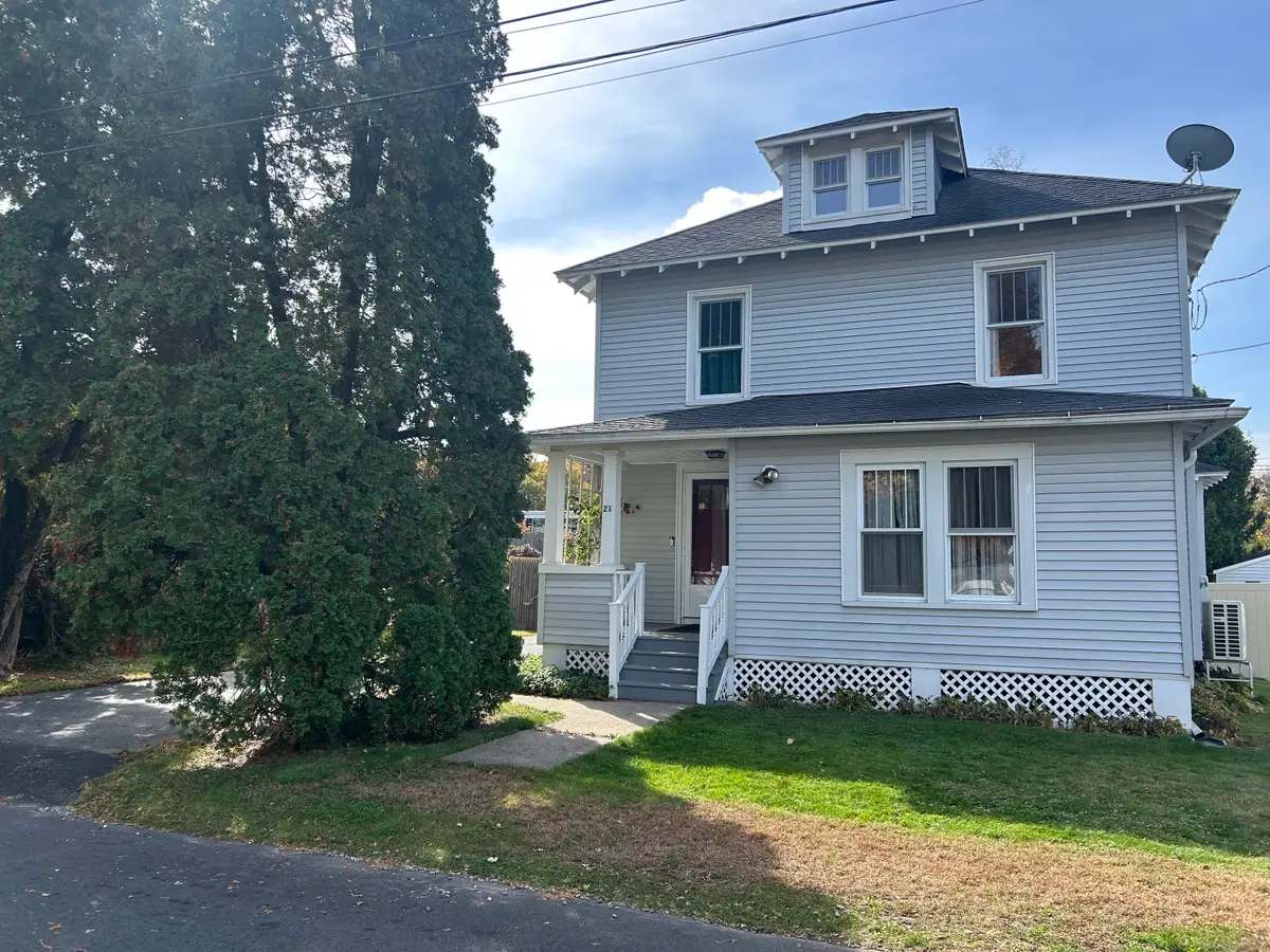 21 Acushnet Street, Naugatuck, CT 06770 - Image #1