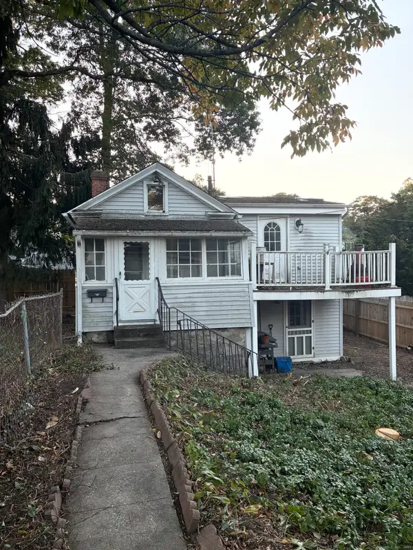 89 Grace Street, Fairfield, CT 06825