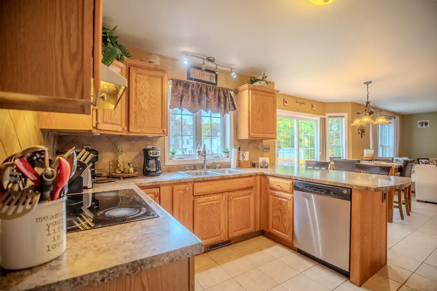 24 Macktown Road, Windsor, CT 06095 - Image #2