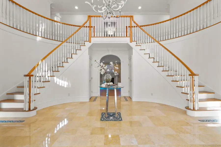 342 Midlock Road, Fairfield, CT 06824 - #3