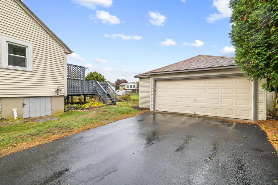 625 Vauxhall Street Extension, Waterford, CT 06385 - Image #3