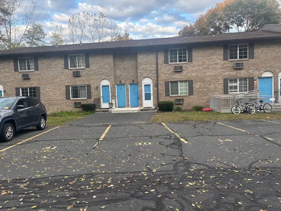 35 Mountain Village Road #30, Waterbury, CT 06706 - Image #3