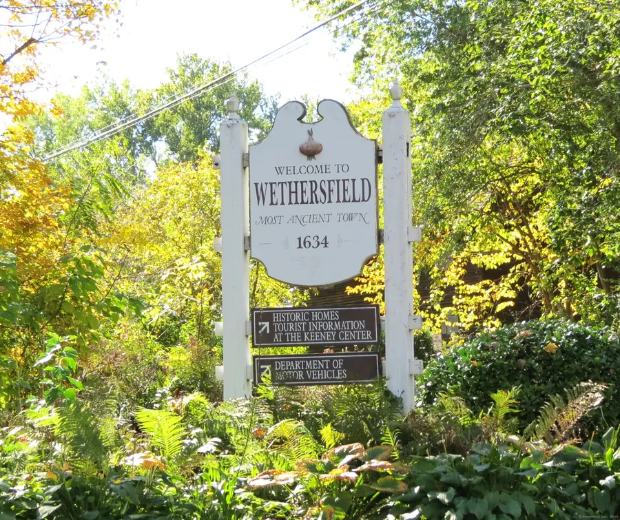 18 Avalon Place, Wethersfield, CT 06109 - Image #2