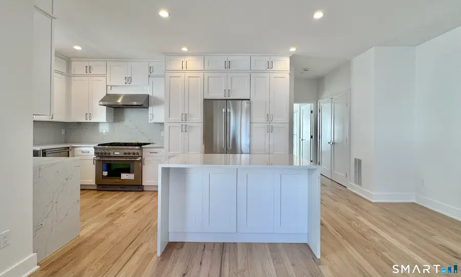 25 A Village Road, Milford, CT 06460 - Image #3