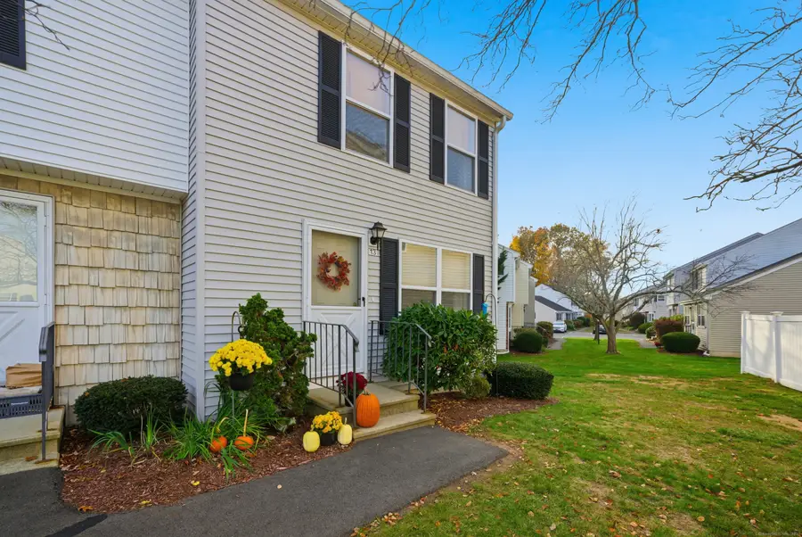 13 Holly Lane #13, Glastonbury, CT 06033 - Image #3
