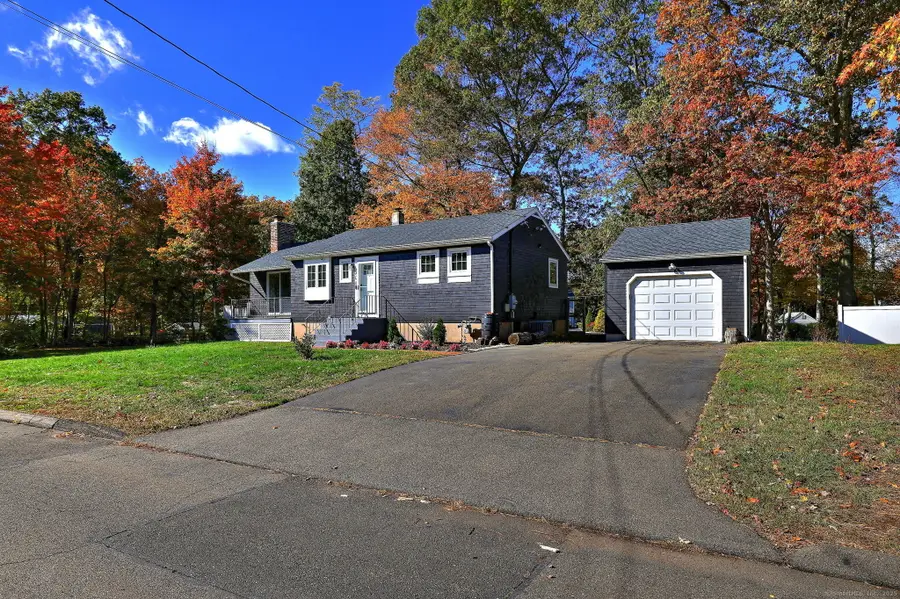 560 Bradley Street, East Haven, CT 06512 - Image #2