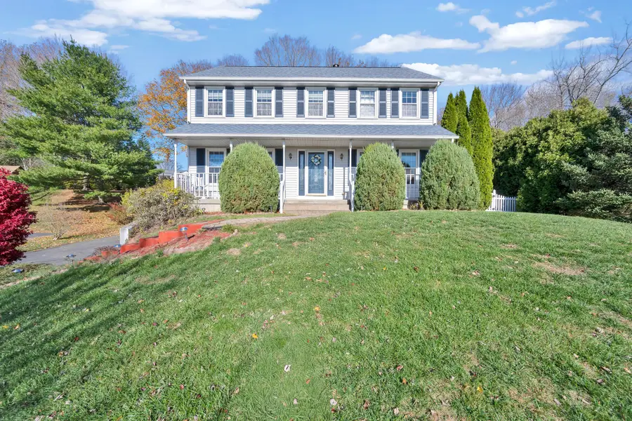 26 Belle Vista Heights, Portland, CT 06480 - Image #2
