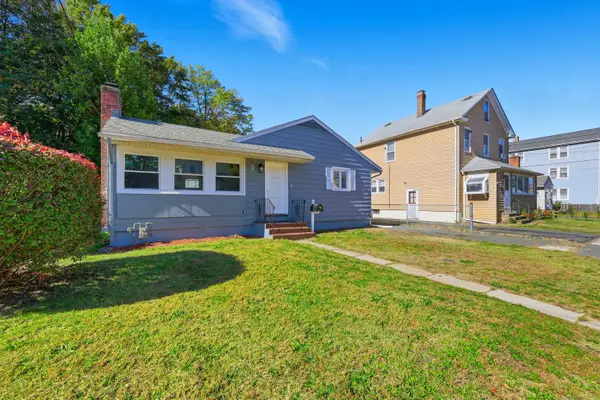 33 Kenyon Place, East Hartford, CT 06108