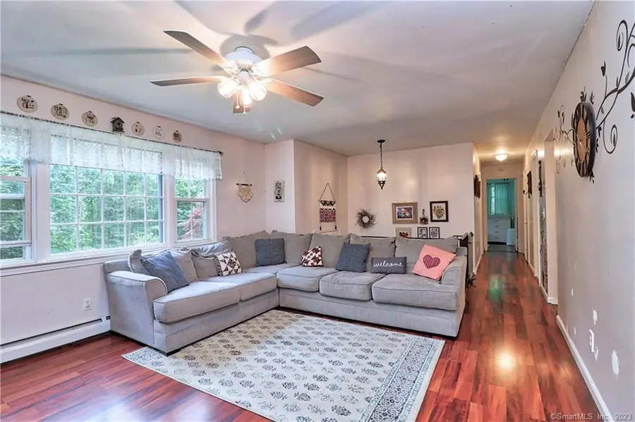 369 Strongtown Road, Southbury, CT 06488 - Image #2