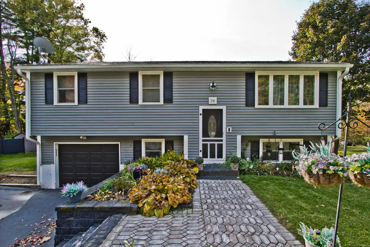 24 David Circle, Putnam, CT 06260 - Image #1