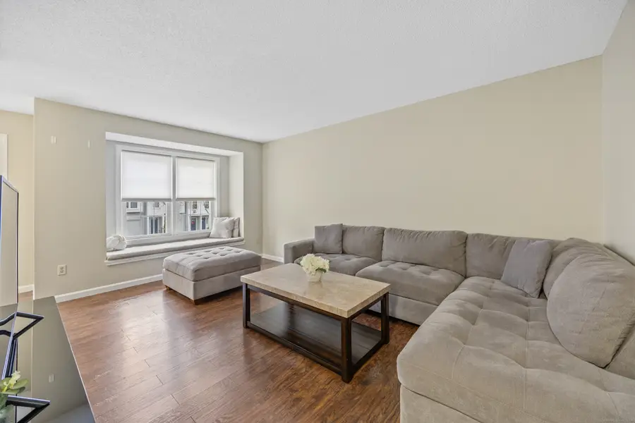 380 Hitchcock Road #206, Waterbury, CT 06705 - Image #3