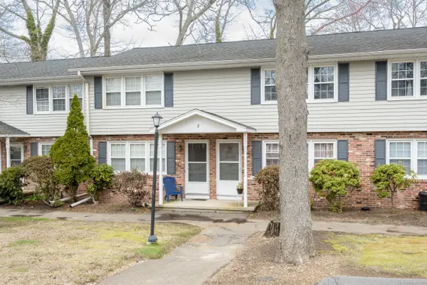 280 East Main Street #APT E6, Clinton, CT 06413