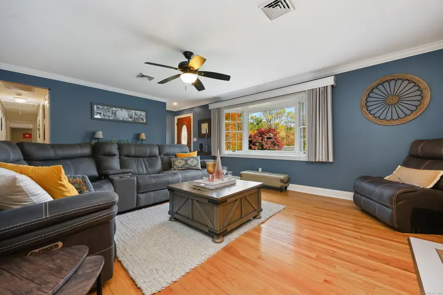 19 Pamela Drive, Monroe, CT 06468 - Image #3