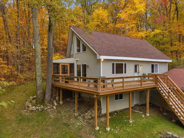 7 Owls Nest Lane, New Milford, CT 06776