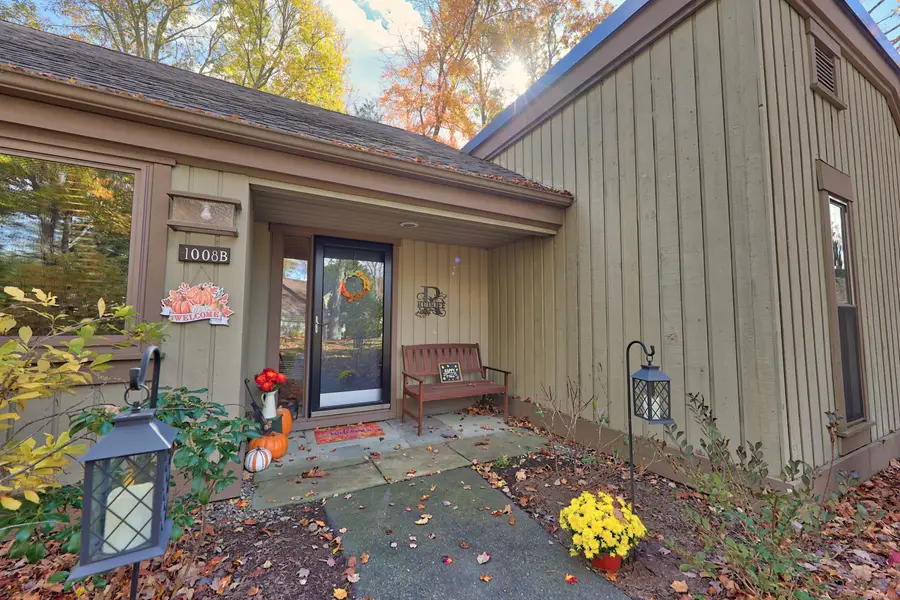 1008 Heritage Village #B, Southbury, CT 06488 - Image #3