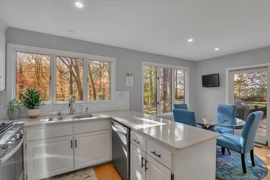 31 Erica Court, Southington, CT 06489 - Image #3