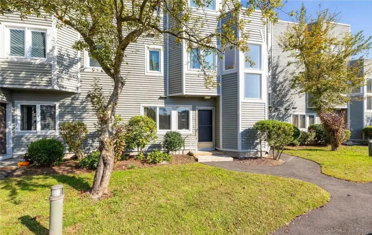 1412 Whitney Avenue #APT J1, Hamden, CT 06517 - Image #1