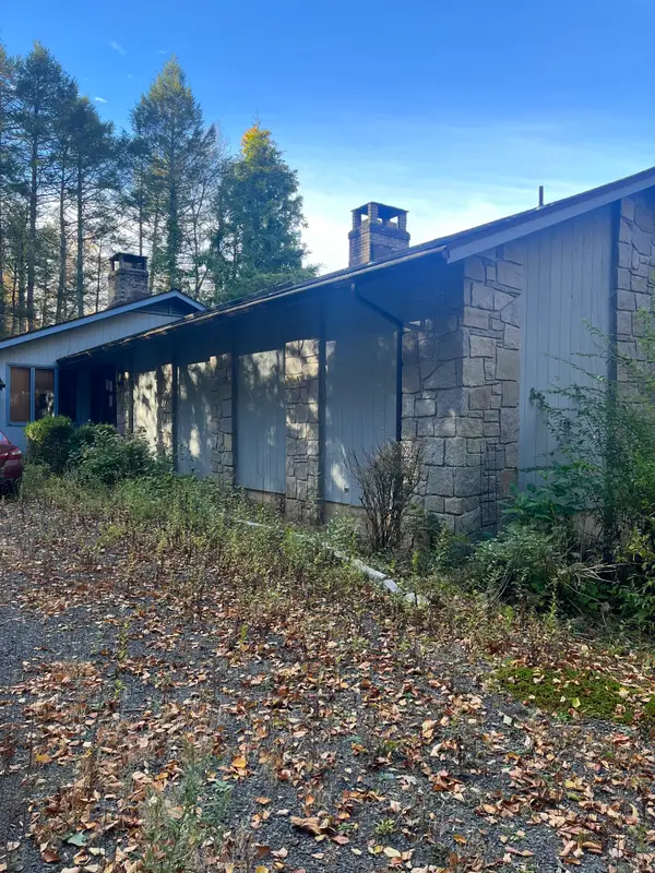 95 Old Poverty Road, Southbury, CT 06488