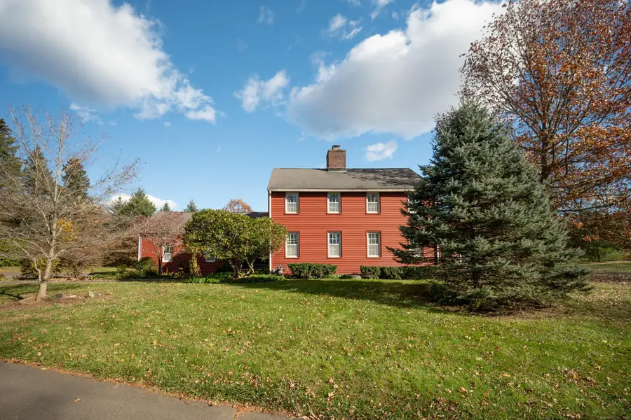 1 Reservoir Road, Newtown, CT 06470 - #3